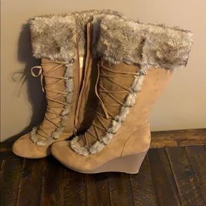 Ladies snow boots